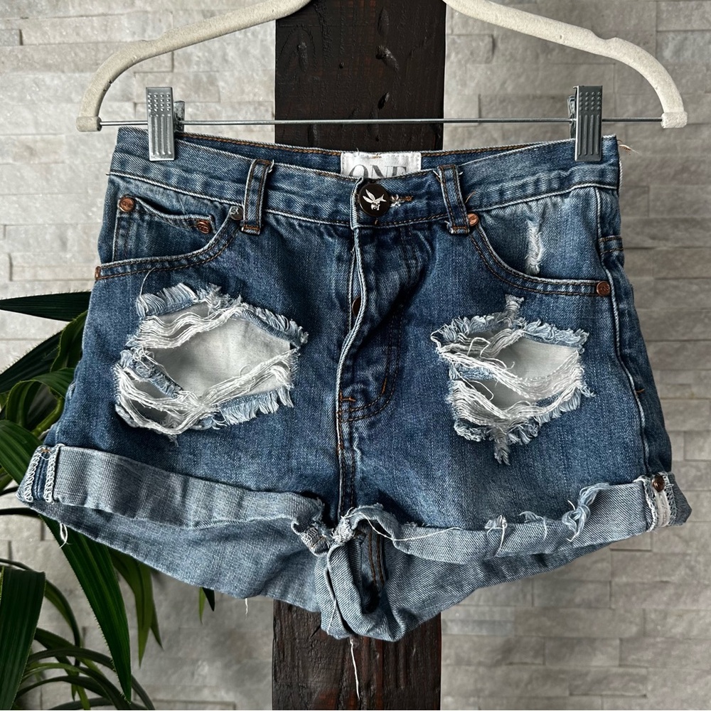 One Teaspoon Hawks Distressed Relaxed High Jean Denim Rise Shorts Size 24 - Picture 2 of 9